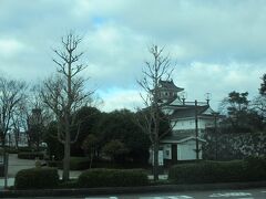 富山城址がチラッと見えた。

この日の観光のメインは、福井の永平寺と東尋坊。

2度目の一人旅で訪れたけど、また来ちゃった。