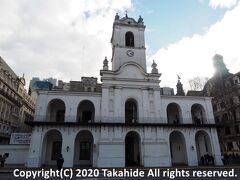 カビルド(Cabildo)

五月革命博物館(Museo Histórico Nacional del Cabildo y la Revolución de Mayo)となっている元市議会です。


カビルド：https://en.wikipedia.org/wiki/Cabildo_of_Buenos_Aires