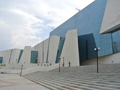翌日は3年前に初めてアスタナを訪れたときはオープン直前だった国立博物館へ。
