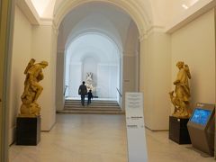 最初に古典美術館を鑑賞します。この古典美術館には１５世紀から１８世紀のヨーロッパ美術を収蔵してます。