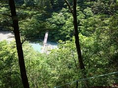 寸又峡の夢の吊り橋遠景