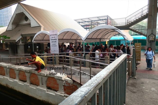 アイコンサイアム行きのシャトルボートの乗り場が変わっていました。