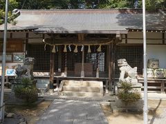 ●売布神社

610年創建の神社。
衣・食・財の守護神で、縁結びの神様。
何だか、完璧ですね(笑)。