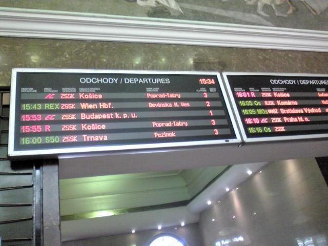 　15:53　ユーロシティでブダペストへ。200ｋｍ<br />　ブダペストはハンガリーです。ヨーロッパ5国目。