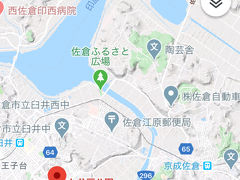 　南口からカフェアインさんの店を通り過ぎて国道２９６号線のバイパスに出て、七井戸公園を目指します。