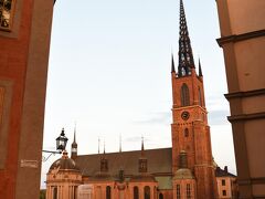 こちらはリッダーホルム教会。
スウェーデンで最も古い教会の一つだそう。
歴代の王族が埋葬されているすごい教会です。