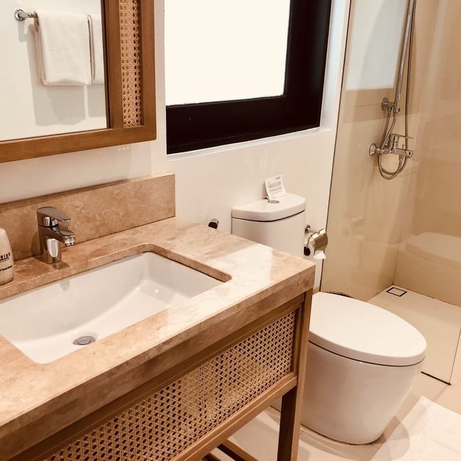 ここも非常にきれいでした(°▽°)<br />エコなので笑)アメニティー類は無し！<br />洗面にはリキッドハンドソープのみ。(石鹸持参した方が良い)