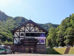 層雲峡温泉に到着。
大雪山層雲峡ロープウェイに乗ります。
 