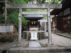 大国恵比須神社の左手には、楽田神社があります。