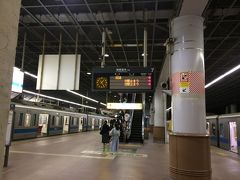 この時小田急小田原駅構内で野宿しようと思ったが案の定追い出された。