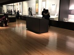 坂本龍馬記念館

新館2階の常設展示室

坂本龍馬の生涯の記録や残っている手紙等がリアルに見られる施設



