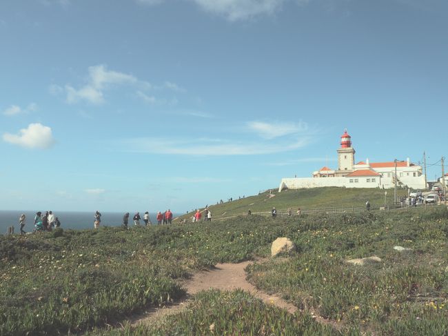 バスを乗り換えてロカ岬へ。