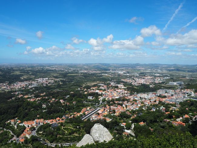 地球が丸いことを感じられそうなくらいの平野。