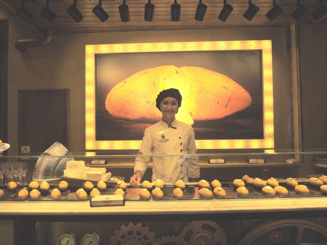 サン・ジョルジェ城をでたところにバカリャウのお店がありました。