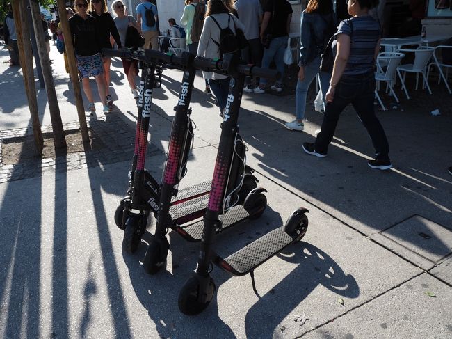 リスボンに戻って来ました！<br />街中ではこちらのスクーター？に乗っている人がいっぱいいました。<br />１回くらい乗ればよかったな。