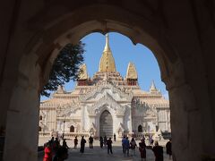 ananda phaya
アーナンダ寺院。
一番きれいだったと思います。
おすすめです。