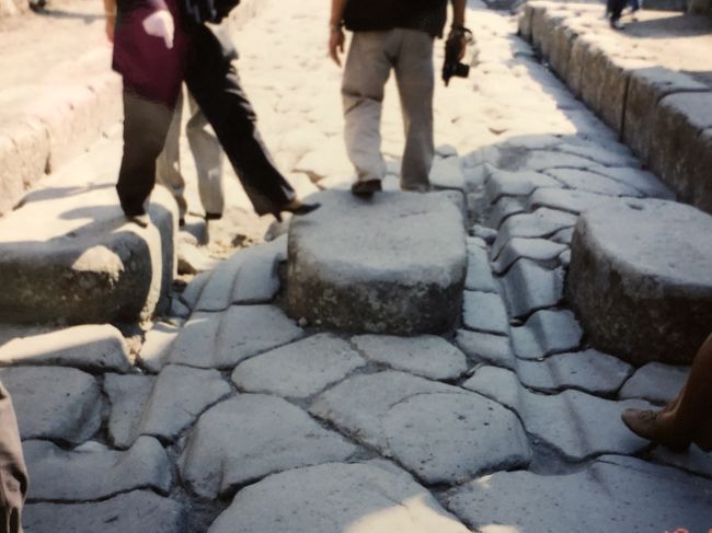 馬車の車輪が作った轍