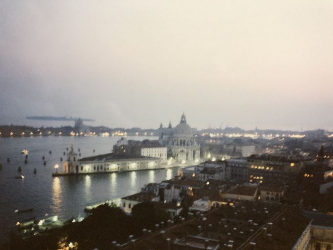 黄昏れるヴェネツィアの風景