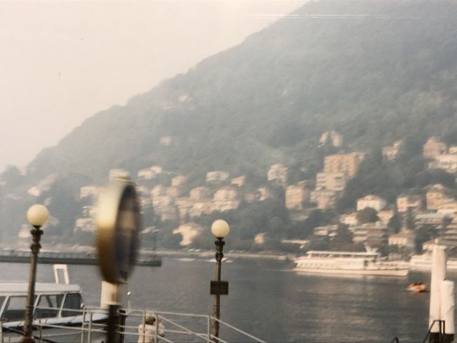 コース外でしたが…<br />ドライバーさんの故郷、コモ湖へも<br />少し立ち寄りミラノのホテルへ