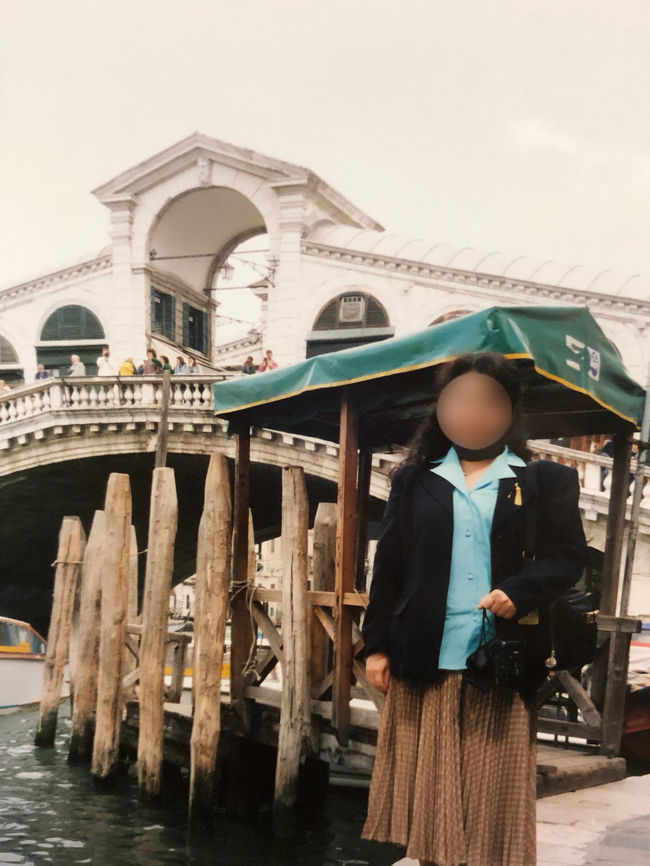 午後はヴェネツィアへ。<br />リアルト橋