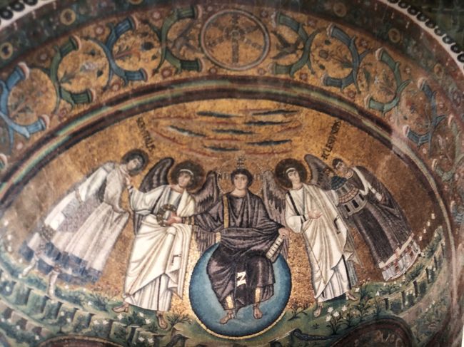 ラヴェンナといえば、モザイクが有名。<br />6世紀の作品だそうです。