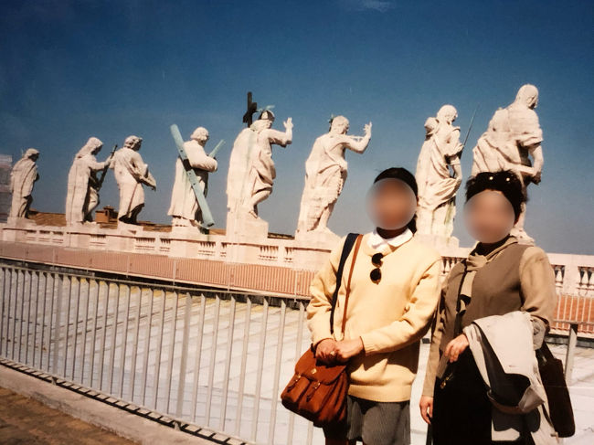 聖人たちの裏側は意外と雑です。