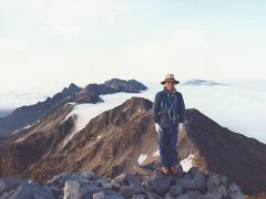 1995年9月2日
槍ヶ岳山頂。岐阜側は雲で真っ白。