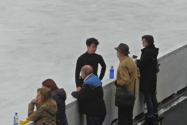 8月に日本でショーがあった後(私が万博中で行けなかったやつ)、韓国でのショーの練習中に大きなケガをしてしまいました。そのため調子は良くなさそうです…。