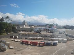ホノルル到着。JALは嵐ジェットです。
