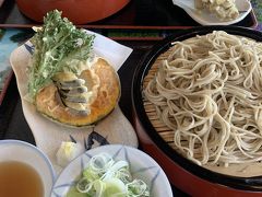 お昼ご飯は、最高地点の手打ちそば。
想像以上においしかったです！