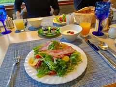 3回めはサラダと