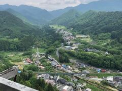 　日頃東京で暮らしているせいかいいですねぇ、この景色。