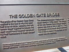 ゴールデンゲートブリッジの看板。
