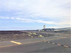 Ellison Onizuka Kona International Airport at Keāhole
（エリソン オニヅカ コナ国際空港）

11月11日（土）　　

エリソン オニヅカ コナ国際空港に着陸


