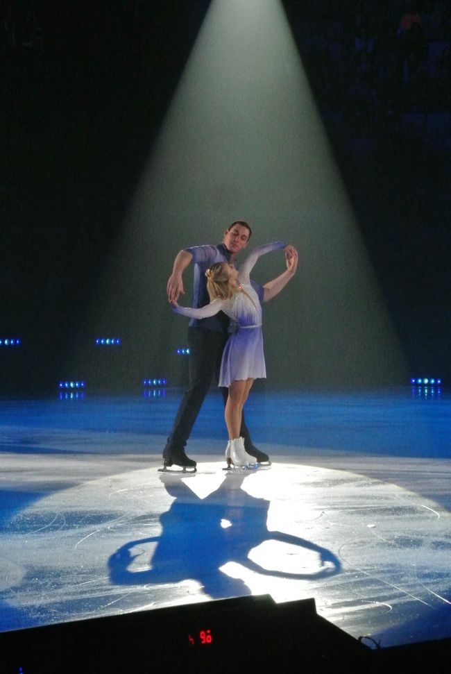 平昌五輪ペアの金メダリスト、サフチェンコ＆マッソー組。