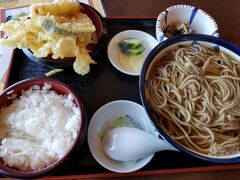 お昼は高崎の丸晴さんの御蕎麦を頂きました！