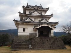 9時10分宇和島城天守到着。現存天守12城の1つで、宇和島城で唯一現存する建物。