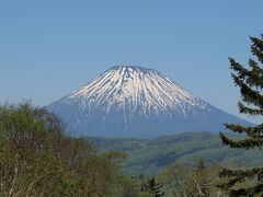 登頂していれば、山頂から見えるはずの羊蹄山