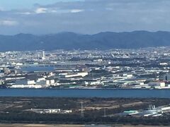 その後、何も予定がなかったのですが
帰り道、田原町の蔵王山展望台からお天気の良い日は富士山が見えるとテレビでやってたのを思い出し寄ってみました

が、見えませんでした
それでも、ここ、それだけじゃない