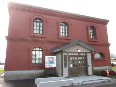 「港文館」は啄木が釧路に７６日間滞在した時の勤務先・釧路新聞社の社屋を一部忠実に復元した歴史的建造物ですが何故かピンとと来ません？。
取り敢えず入ってみましょう！～、

＊詳細はクチコミでお願いします