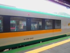 小牛田駅から乗った陸羽東線の列車はディーゼルカー2両編成でした。
鳴子温泉駅に到着です。