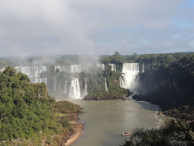 6月12日（水）【イグアスの滝】（ブラジル側）<br />