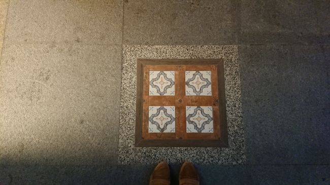 前日に引き続き、廸化街へ。