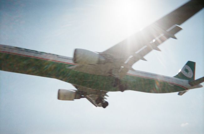 一点失敗したのは時刻表を調べ忘れていたこと。<br />フライトが続くこともあるけど、間隔があくときはかなり空くようです(というのを現地に到着してから調べた)。<br />私が着いたときは着陸ラッシュの終わりごろだったみたいで早くから来た人は帰っていっていました。<br /><br />少しだけだったけど無事見れて満足。