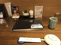 暫くは和食が食べれないと
”すし京辰”でお寿司を少し摘まみます(^^ｒ