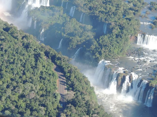 6月13日（水）【イグアスの滝】（ヘリコプター遊覧飛行）