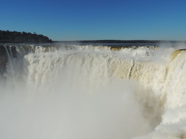 6月13日（木）【イグアスの滝】アルゼンチン側　『悪魔の喉笛』