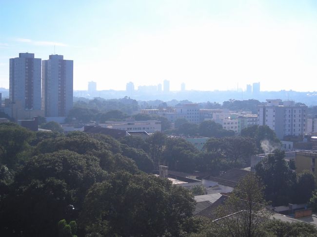 宿泊ホテルの部屋より：イグアス(ブラジル)<br />