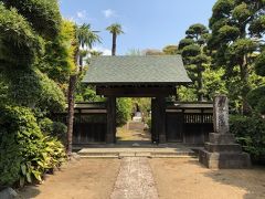 このお寺の周辺は、弥勒寺という地名です。鎌倉時代に建立されたお寺ですが、その後何度も再建されました。