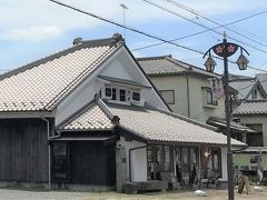 ランチは幸手駅から徒歩5分の旧日光街道沿いにある古い蔵屋敷の岸本家住宅にて。

